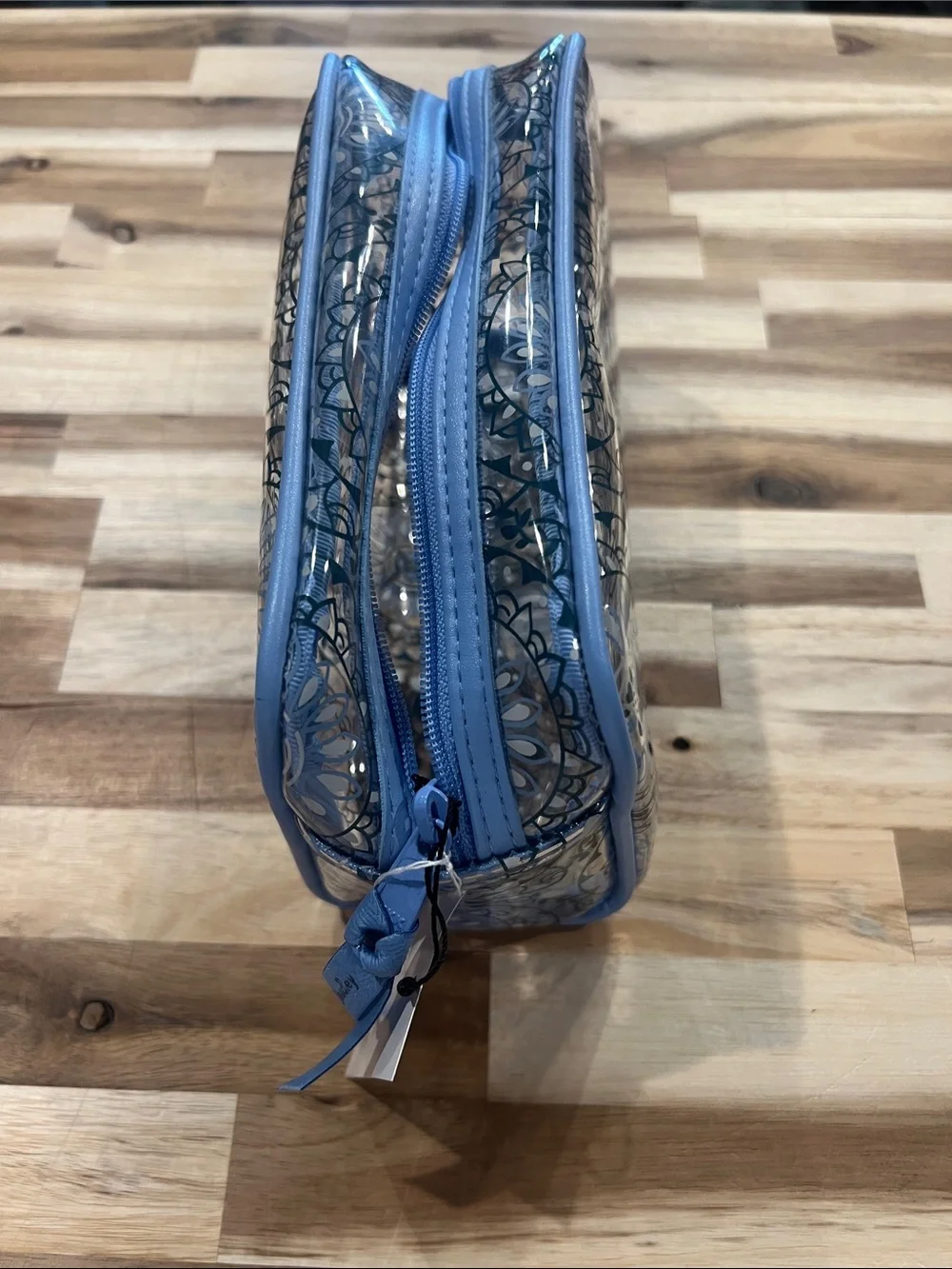 Vera Bradley Blue Floral Medallion Clear Cosmetic Pouch
